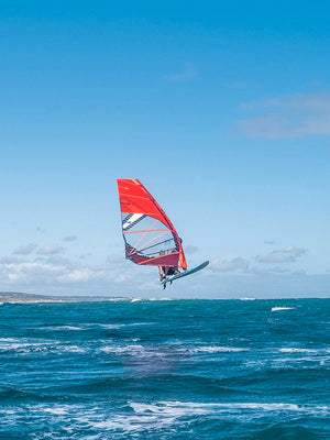 
                  
                    Load image into Gallery viewer, 2023 Severne Gator New windsurfing sails
                  
                