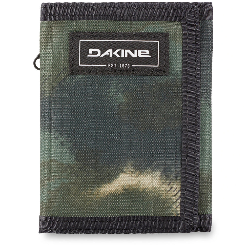 DAKINE VERT RAIL WALLET - OLIVE ASHCROFT CAMO OLIVE ASHCROFT CAMO SNOWBOARD ACCESSORIES