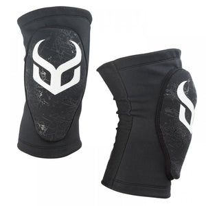 
                  
                    Load image into Gallery viewer, DEMON KNEE GUARD SOFT CAP PRO KNEEPAD - 2020 PROTECTION
                  
                