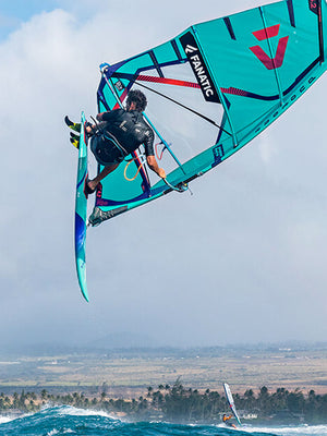 
                  
                    Load image into Gallery viewer, 2023 Duotone Super Hero New windsurfing sails
                  
                