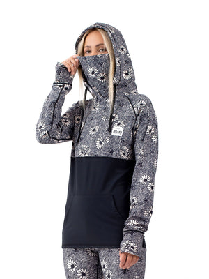 
                  
                    Load image into Gallery viewer, EIVY ICECOLD HOOD THERMAL TOP - IVY BLOSSOM - 2023 IVY BLOSSOM BASE LAYERS
                  
                