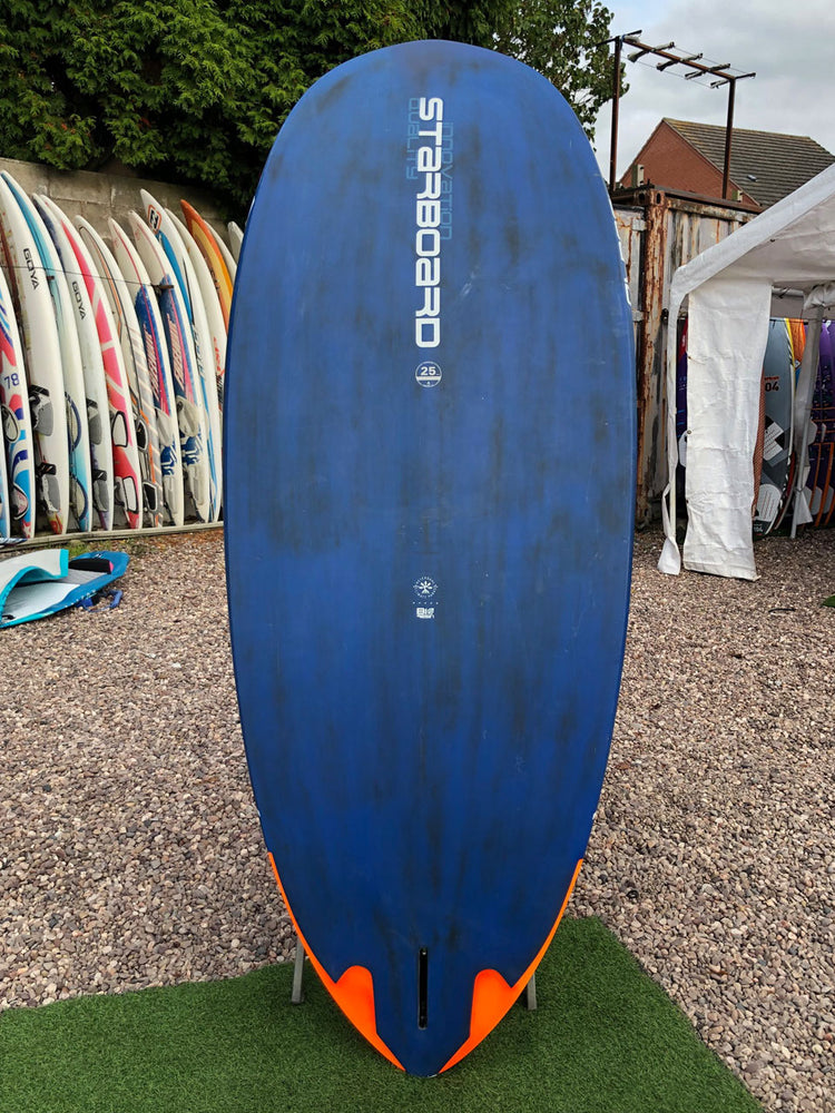 
                  
                    Load image into Gallery viewer, 2019 Starboard Futura carbon 137 Used windsurfing boards
                  
                