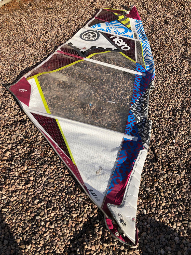 
                  
                    Load image into Gallery viewer, 2015 North Hero 3.0 m2 Used windsurfing sails
                  
                