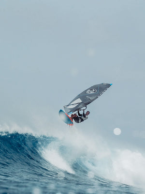 
                  
                    Load image into Gallery viewer, 2023 North Wave Clear Sail New windsurfing sails
                  
                