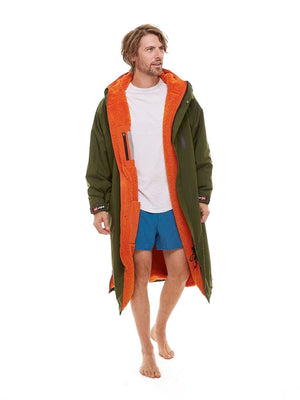 
                  
                    Load image into Gallery viewer, Red Paddle Co Long Sleeve Pro Change Robe EVO - Parker Green Changing towels and ponchos
                  
                